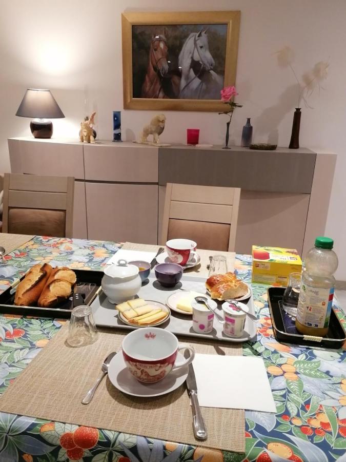 Chambre Et Table D'Hotes La Meule Poligny  Zewnętrze zdjęcie